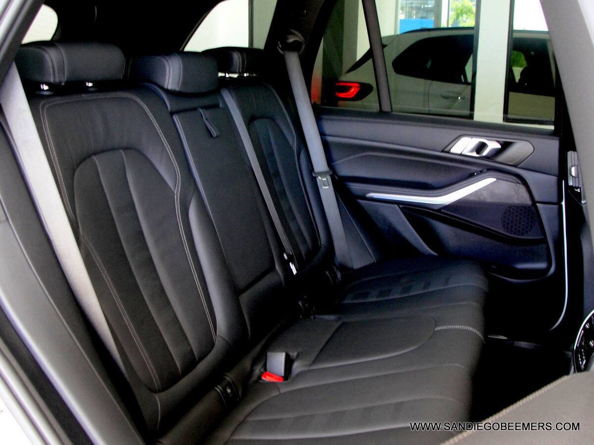 Used 2022 BMW X5 sDrive40i w/ M Sport Package image 70