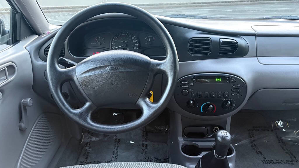 Used 1997 Ford Escort Sedan FWD image 11