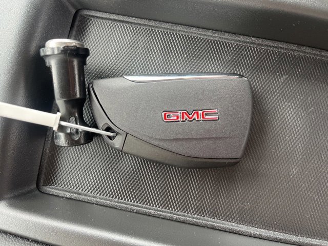 New 2026 GMC Sierra 1500 Elevation image 68