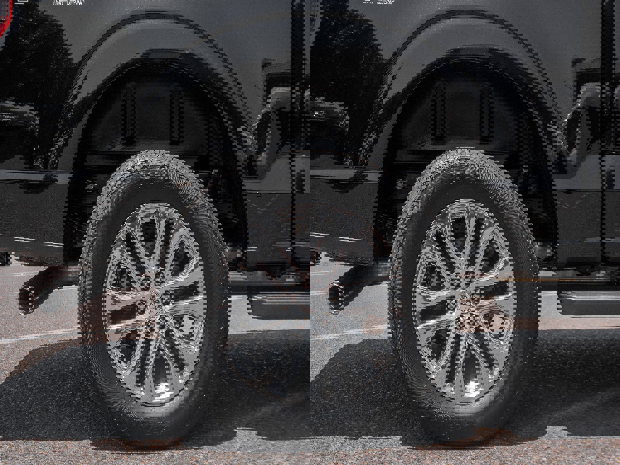 New 2025 Ford F150 Lariat w/ Equipment Group 502A High image 12