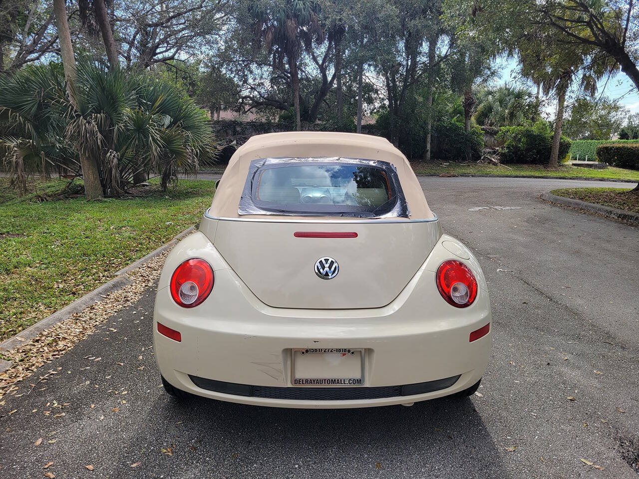 Used 2008 Volkswagen Beetle S FWD image 6