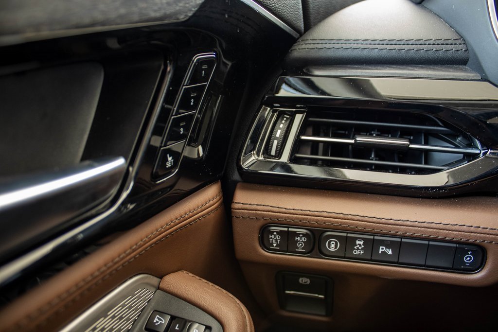 Used 2024 Acura MDX SH-AWD w/ Advance Package image 28