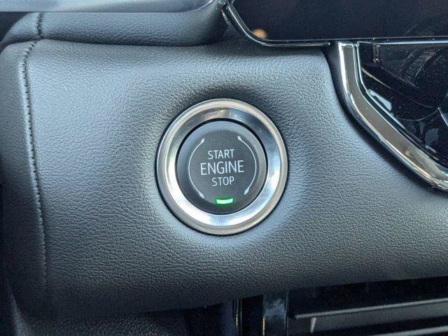 New 2025 GMC Canyon Elevation w/ Convenience Package RWD image 29