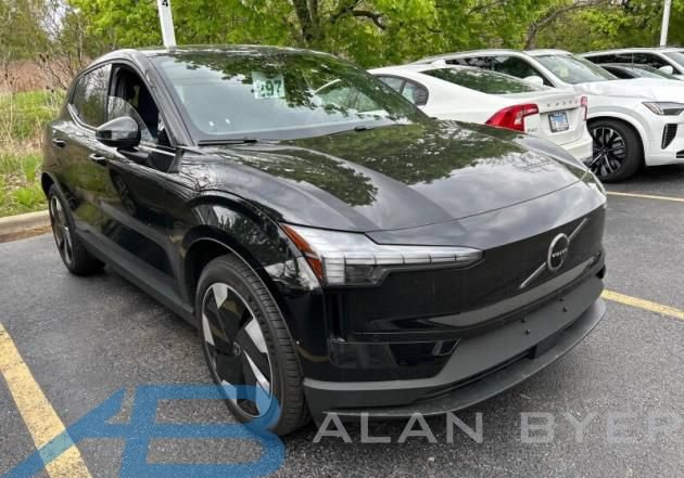 Used 2025 Volvo EX30 Ultra w/ Protection Package Premier