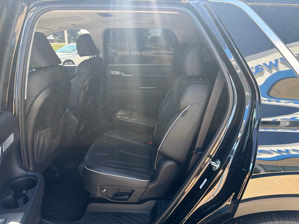 Used 2024 Hyundai Palisade Limited AWD/4WD image 12