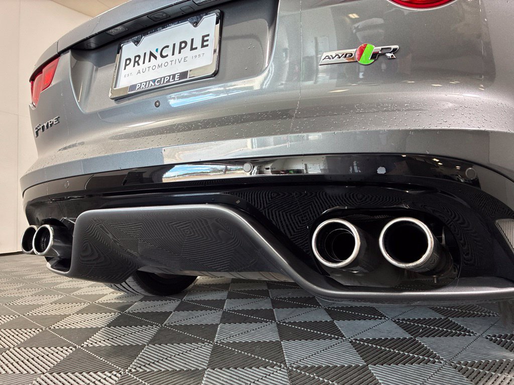 Used 2017 Jaguar F-TYPE R AWD/4WD image 29