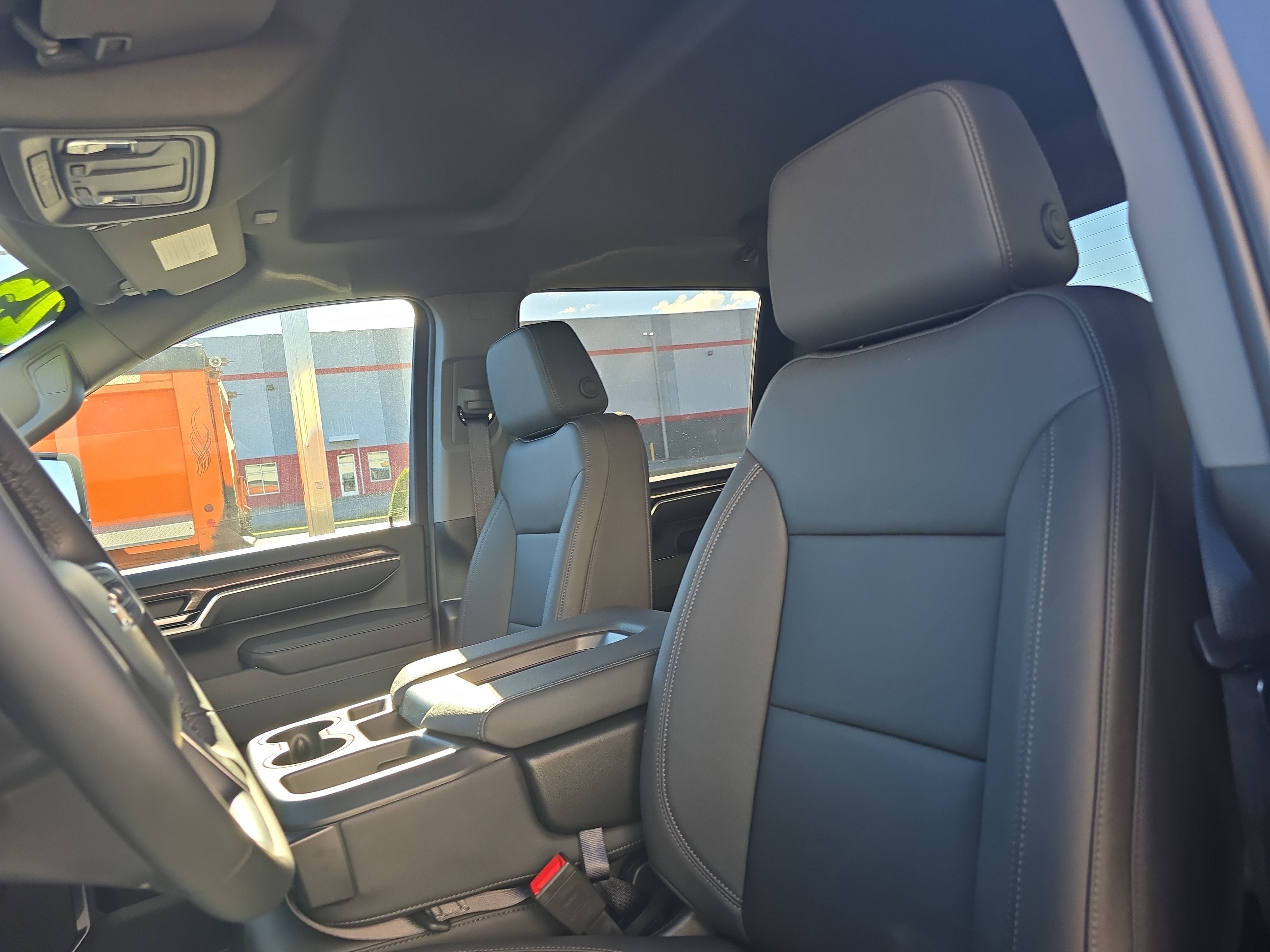 Used 2025 Chevrolet Silverado 2500 LTZ w/ Snow Plow Prep/Camper Package image 13