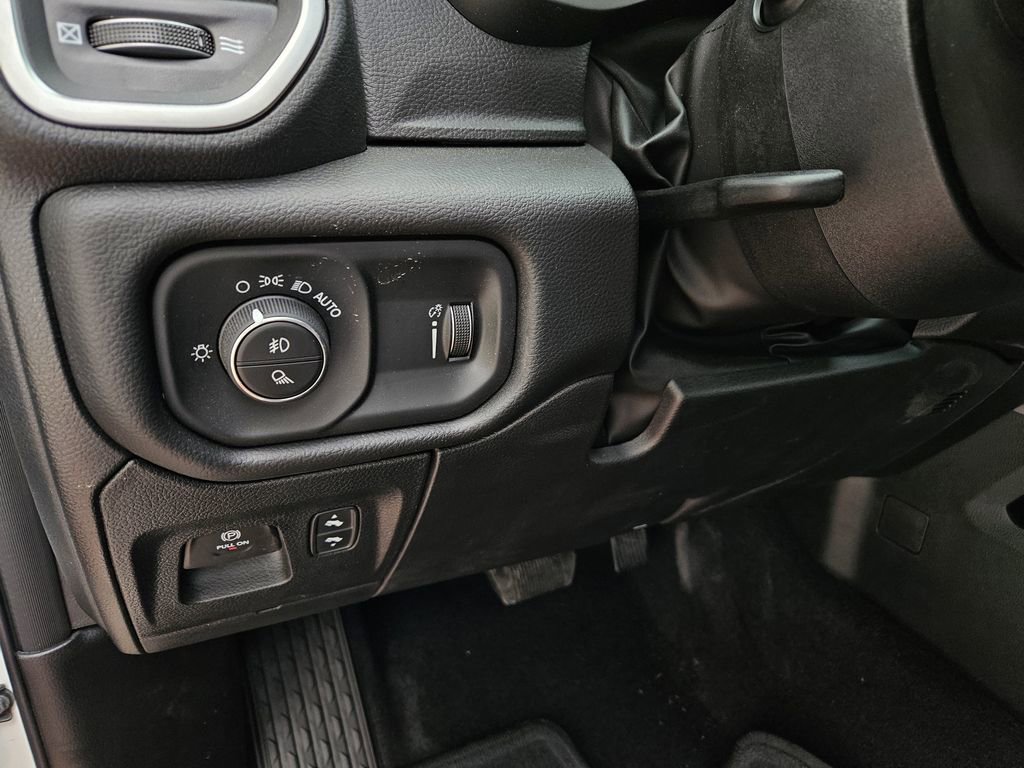New 2026 RAM 1500 2WD Crew Cab image 15
