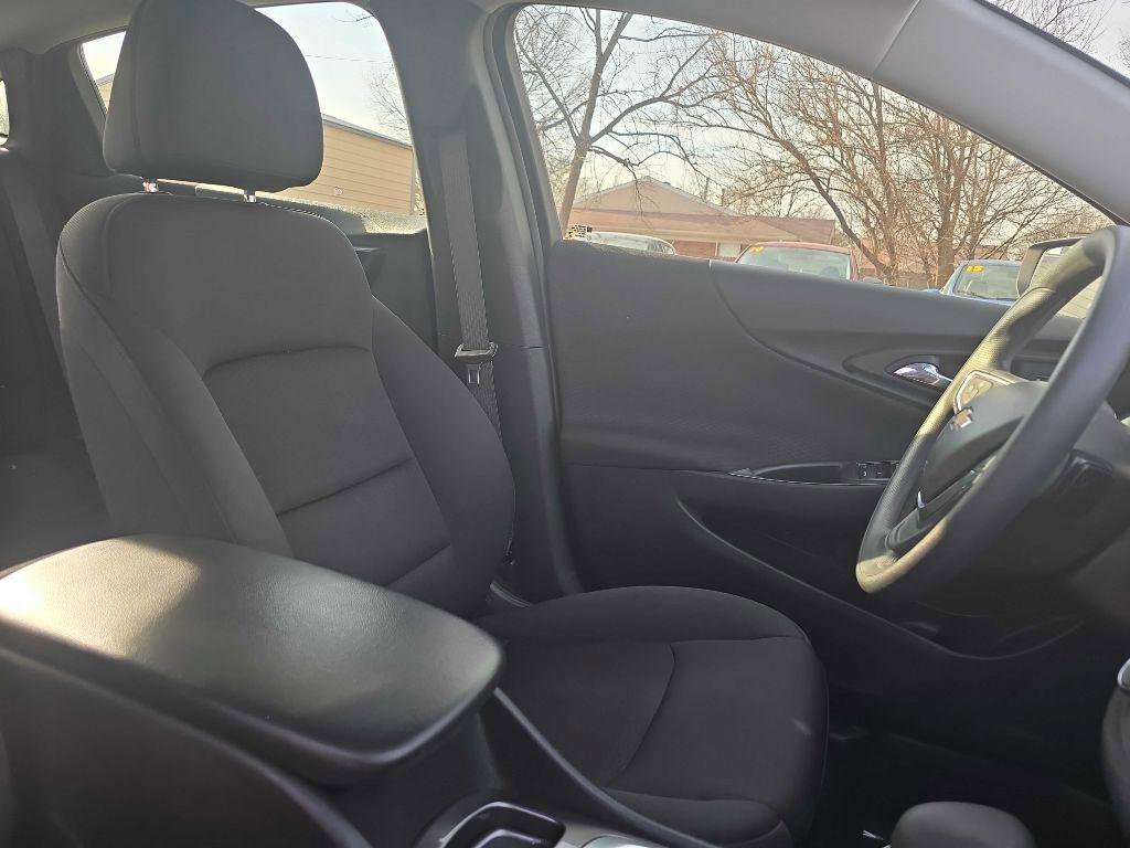 Used 2021 Chevrolet Malibu LS image 21