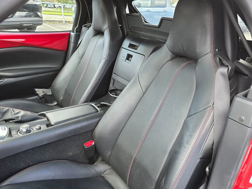 Used 2016 MAZDA MX-5 Miata Grand Touring RWD image 14