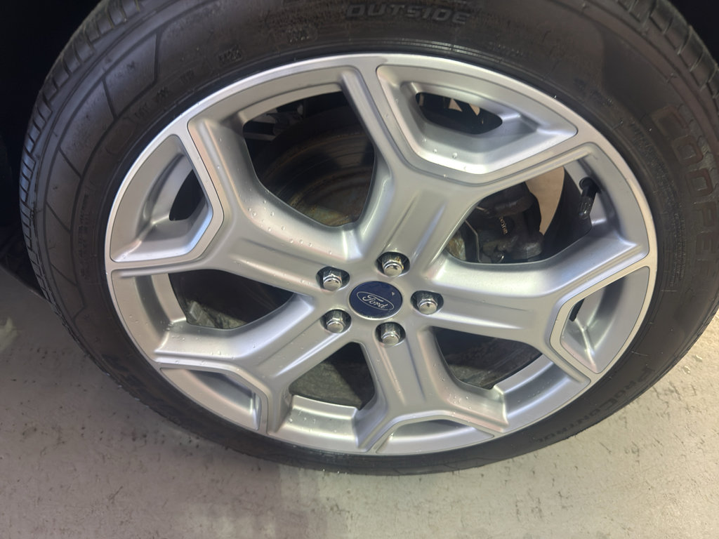 Used 2017 Ford Escape Titanium w/ Equipment Group 301A image 32