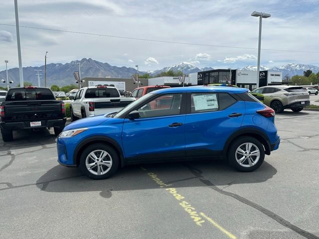 Used 2025 Nissan Kicks Play S image 6
