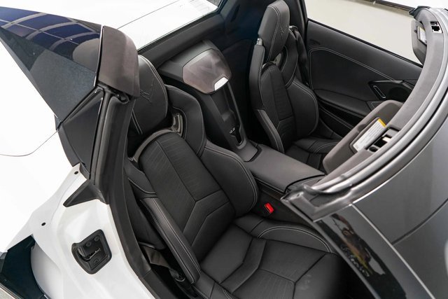 Used 2025 Chevrolet Corvette Z06 w/ Z07 Performance Package image 24