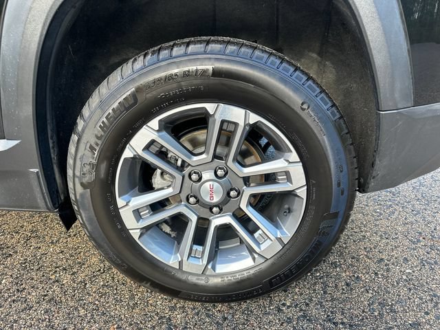Used 2025 GMC Terrain Elevation AWD/4WD image 14