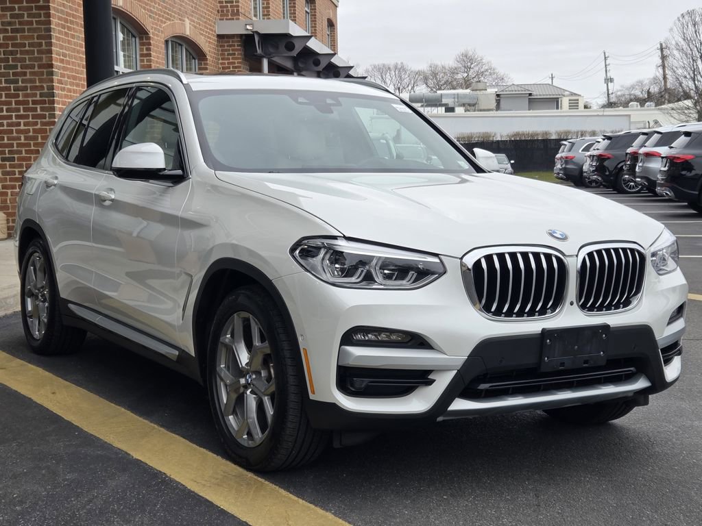 Used 2021 BMW X3 xDrive30e w/ Executive Package image 5