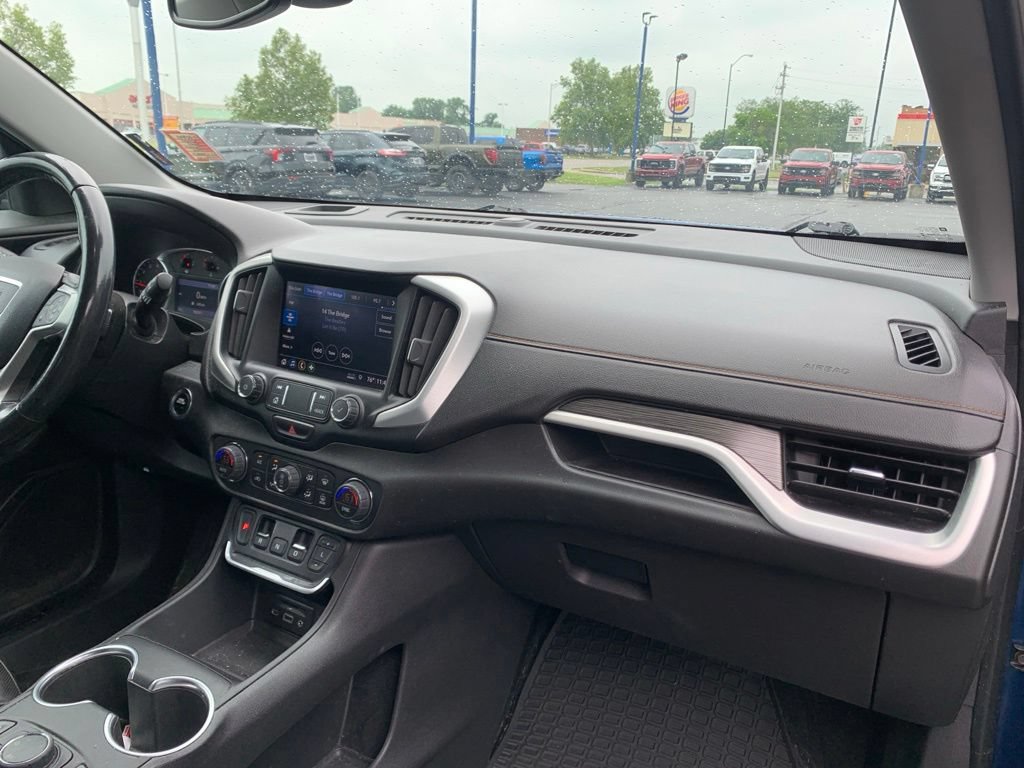 Used 2020 GMC Terrain SLT AWD/4WD image 28