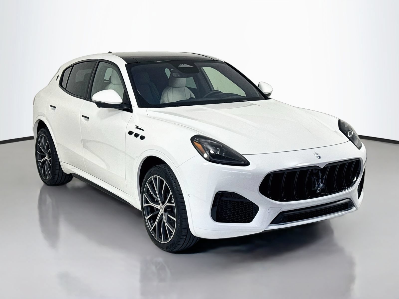 New 2026 Maserati Grecale Modena