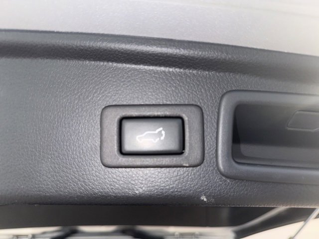 Used 2018 Subaru Forester 2.5i Touring image 12