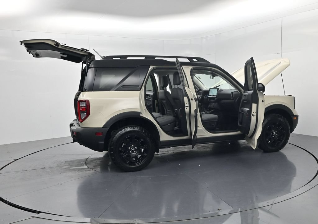 Used 2025 Ford Bronco Sport Badlands w/ Badlands Tech Package AWD/4WD image 60
