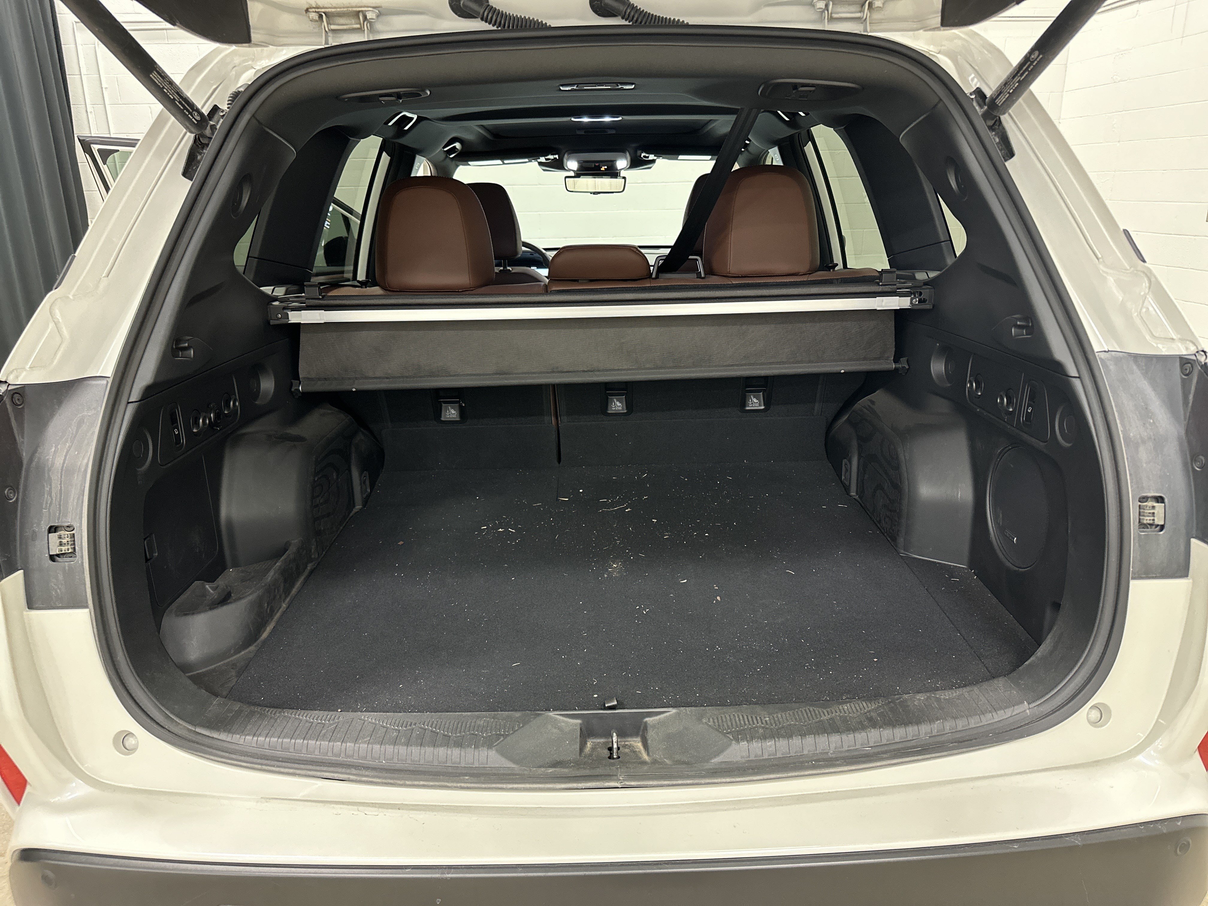 Used 2025 Subaru Forester Touring AWD/4WD image 32
