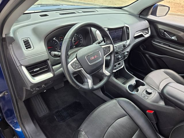 Used 2023 GMC Terrain SLT AWD/4WD image 2