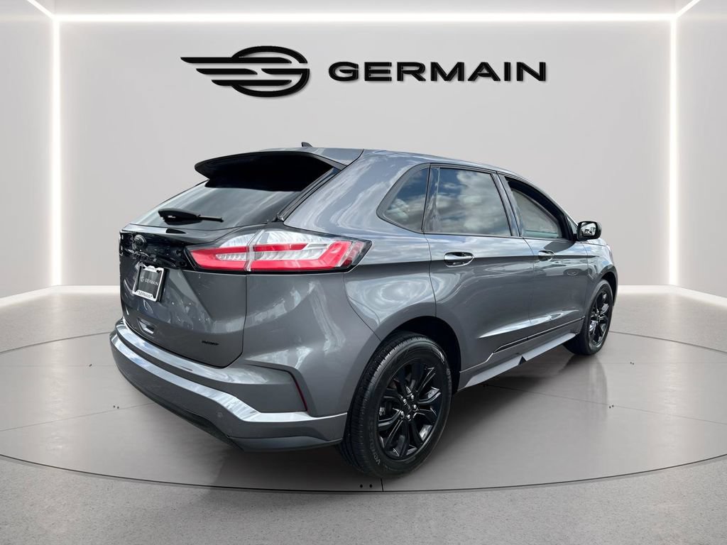 Used 2024 Ford Edge SE w/ Black Appearance Package AWD/4WD image 7