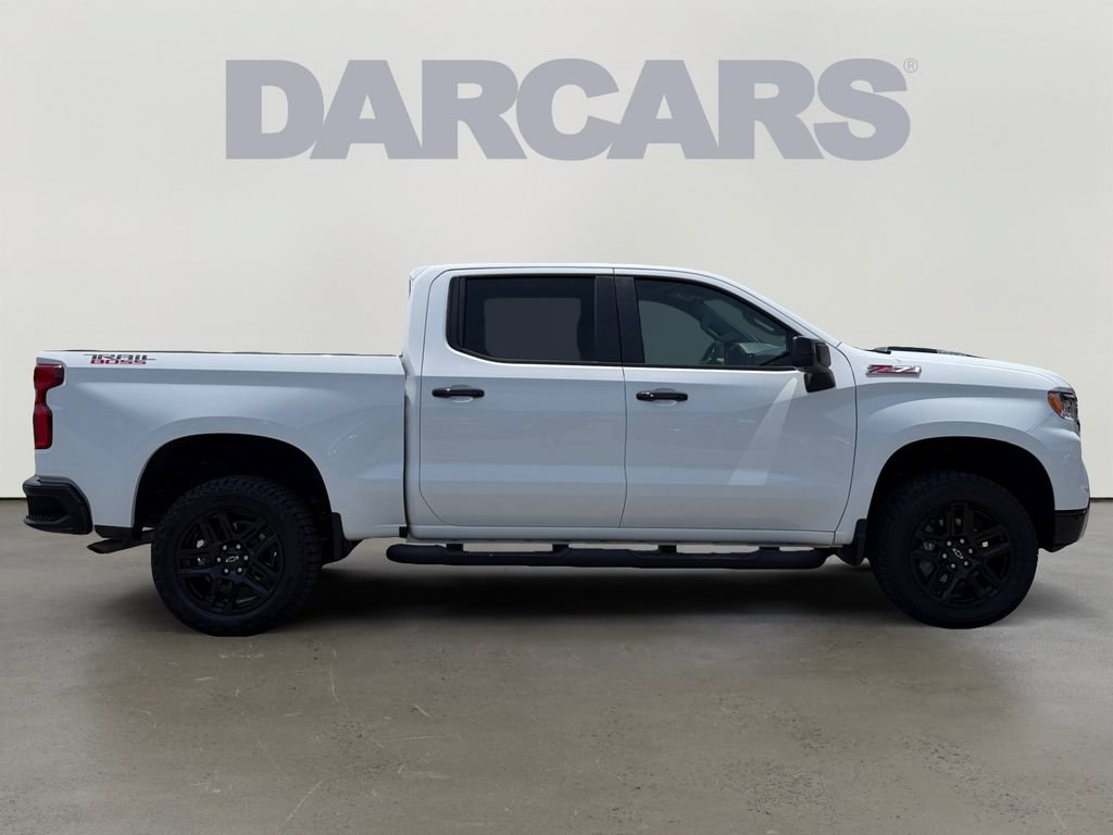 Used 2025 Chevrolet Silverado 1500 LT Trail Boss w/ Protection Package AWD/4WD image 8