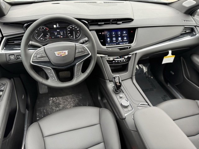 New 2025 Cadillac XT5 Premium Luxury image 14