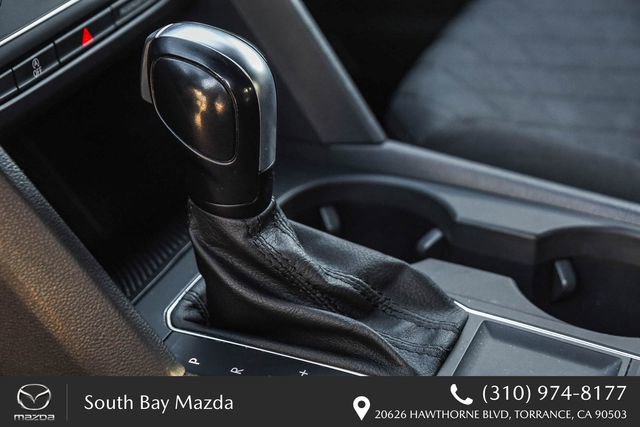 Used 2020 Volkswagen Atlas Cross Sport S image 19