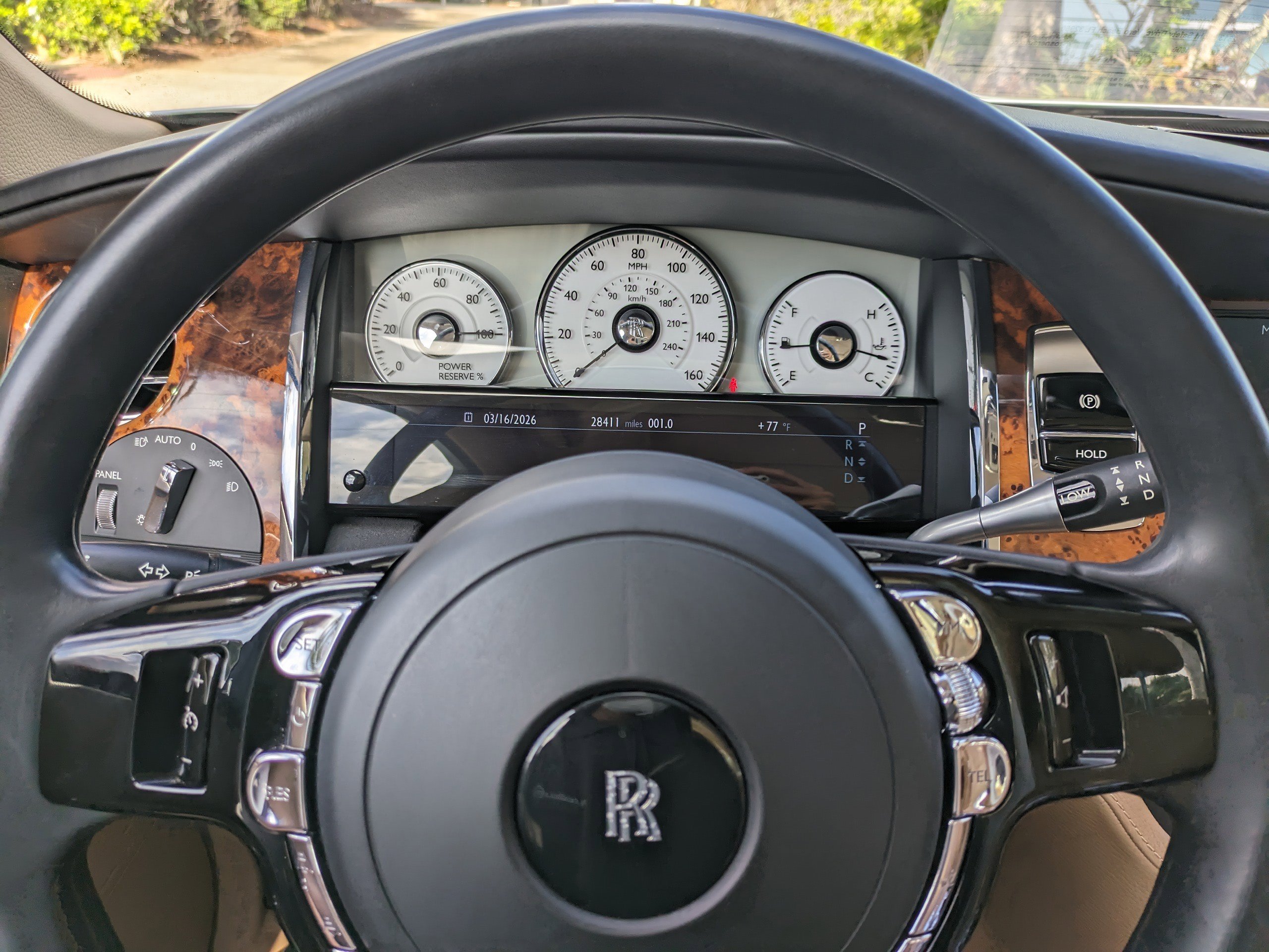 Used 2010 Rolls-Royce Ghost image 27