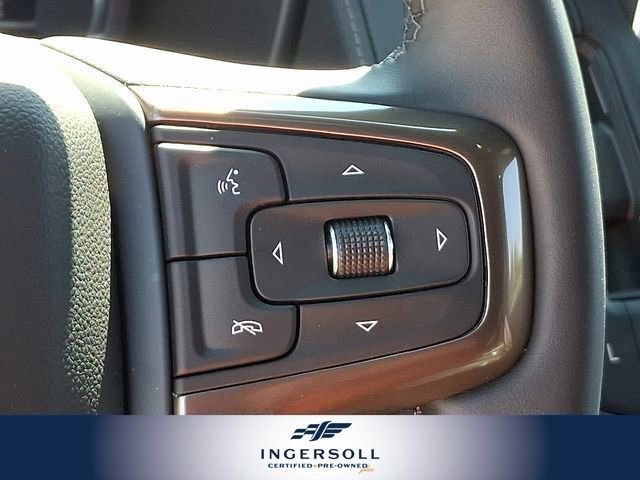 Used 2024 Chevrolet Suburban High Country image 35