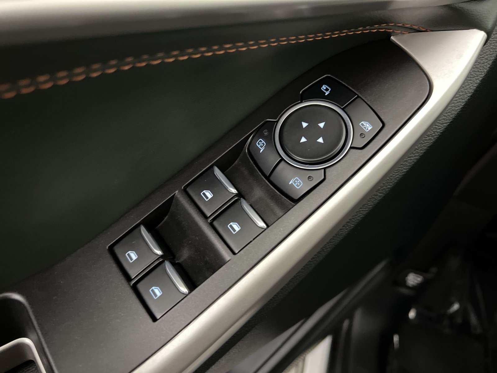 Used 2023 Ford Explorer Timberline w/ Timberline Technology Package AWD/4WD image 15