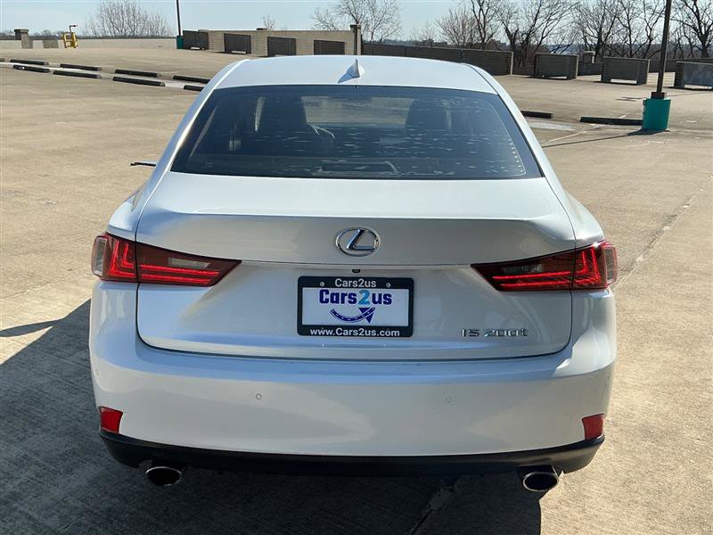 Used 2016 Lexus IS 200t image 5