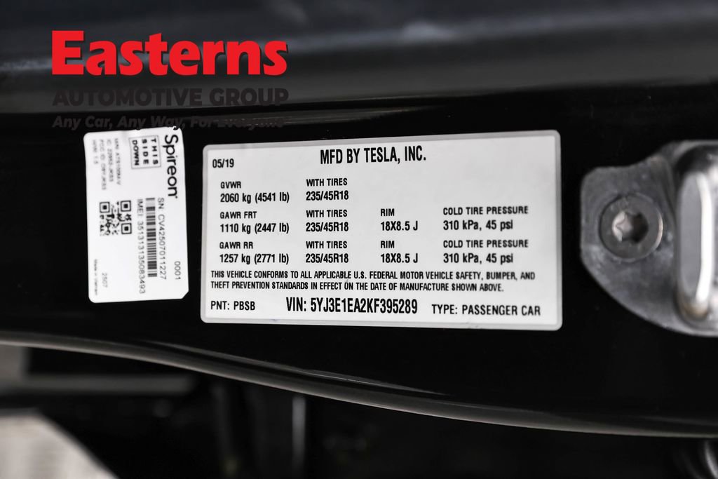 Used 2019 Tesla Model 3 Standard Range image 32