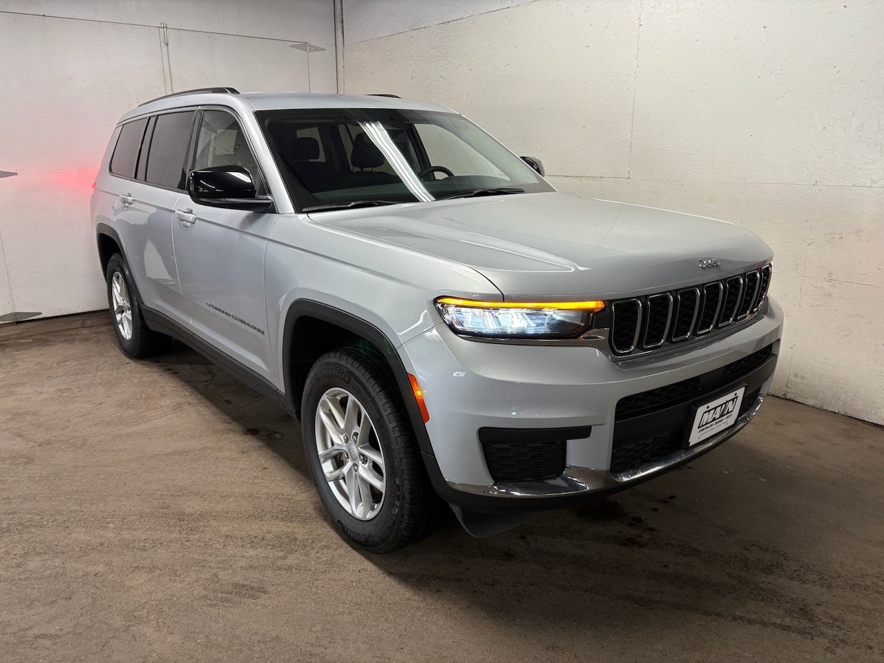 Used 2023 Jeep Grand Cherokee L Laredo w/ Luxury Tech Group I