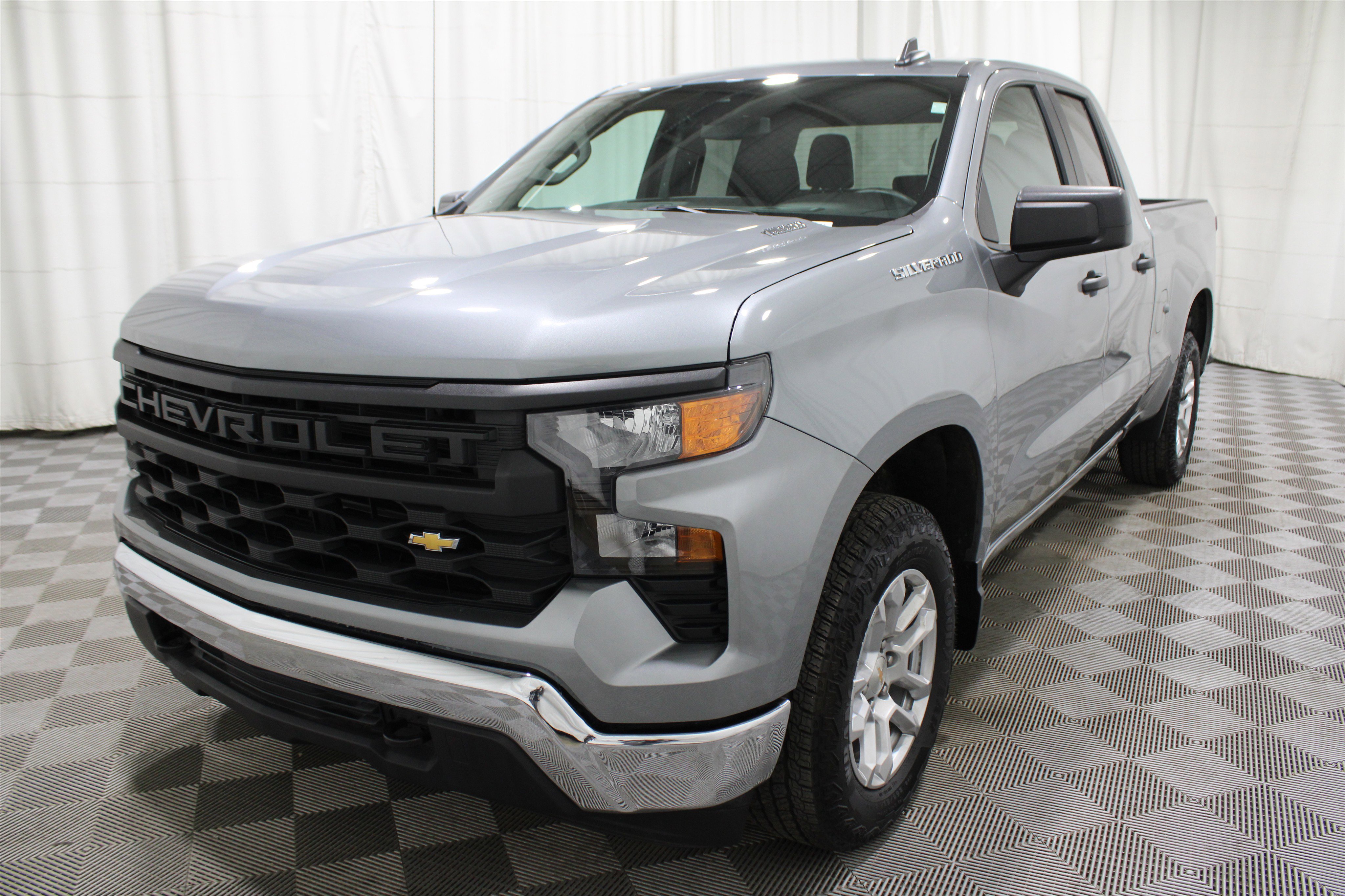 Used 2025 Chevrolet Silverado 1500 W/T w/ WT Value Package image 28