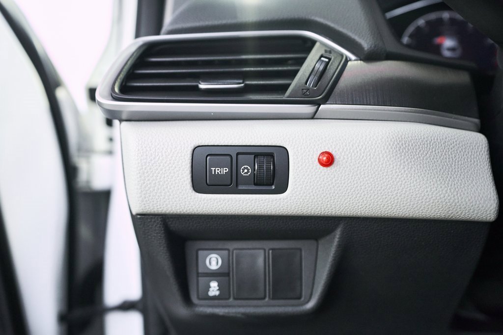 Used 2019 Honda Accord LX image 29