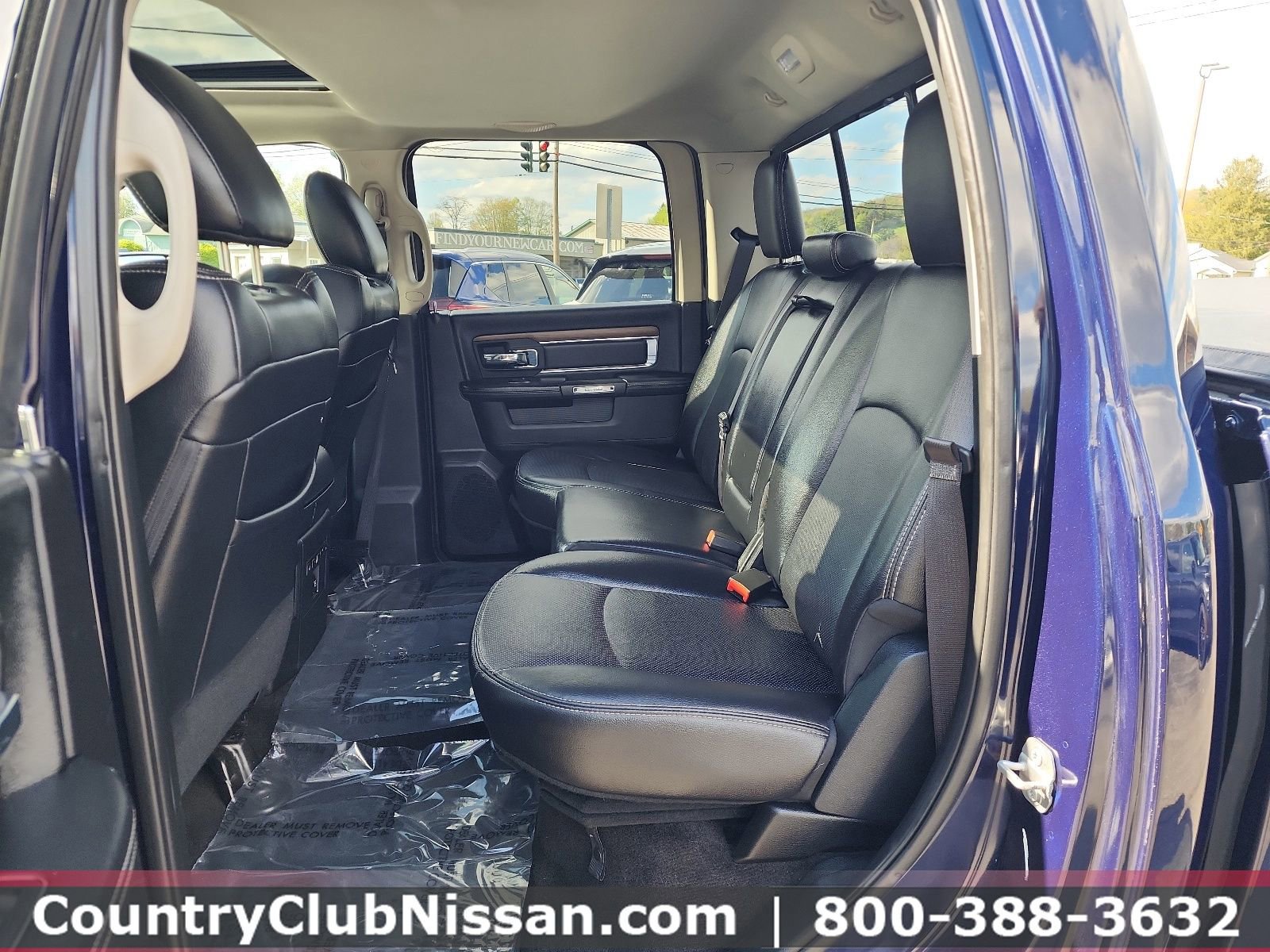 Used 2017 RAM 1500 Laramie AWD/4WD image 25