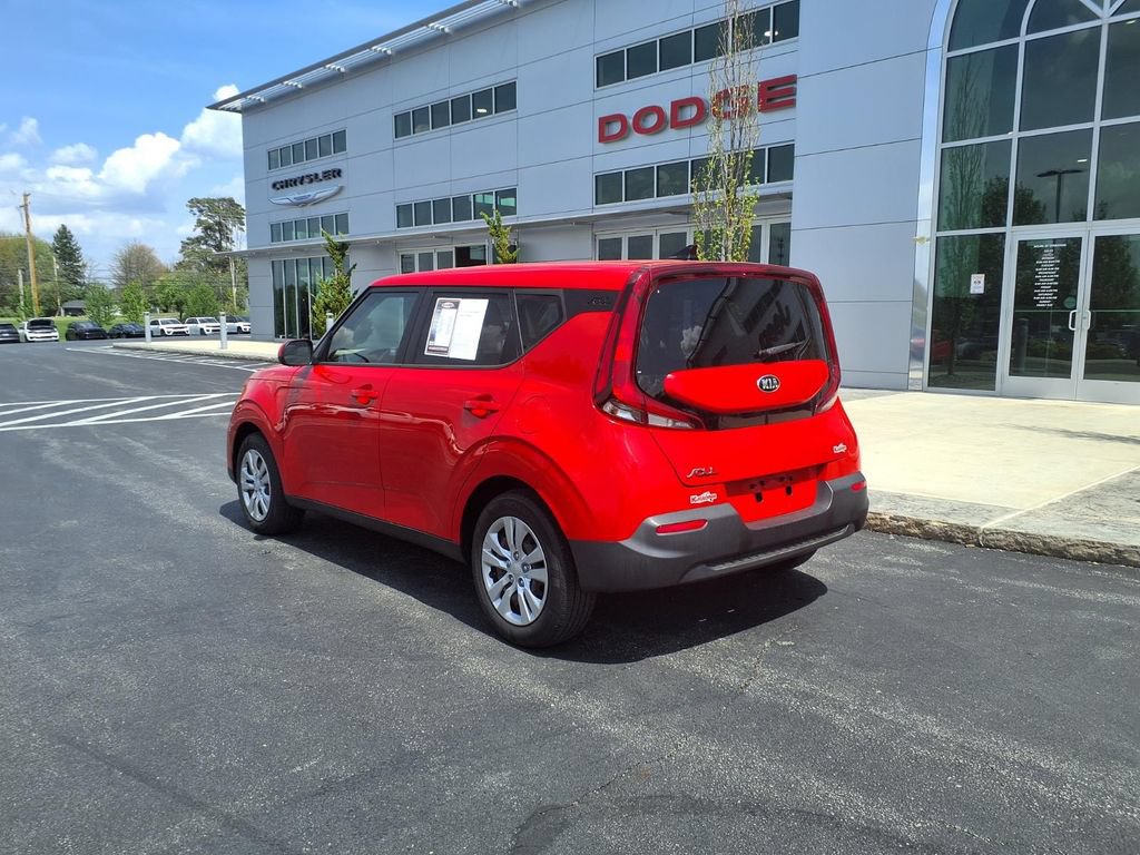 Used 2020 Kia Soul LX FWD image 3