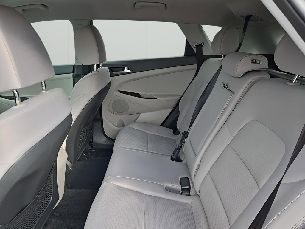 Used 2019 Hyundai Tucson SE image 12