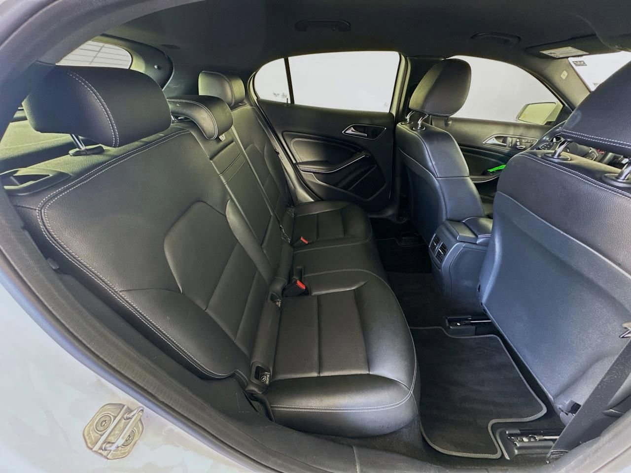 Used 2019 Mercedes-Benz GLA 250 4MATIC image 39