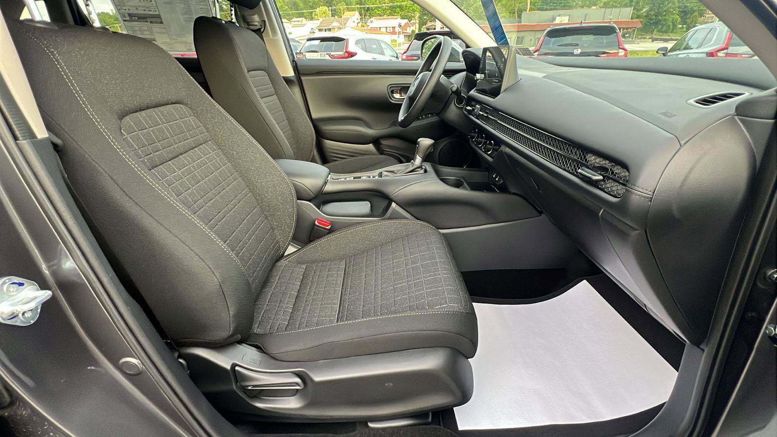 New 2027 Honda HR-V LX image 13