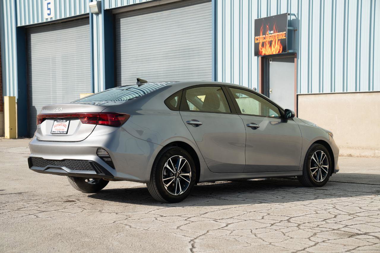 Used 2024 Kia Forte LXS image 13