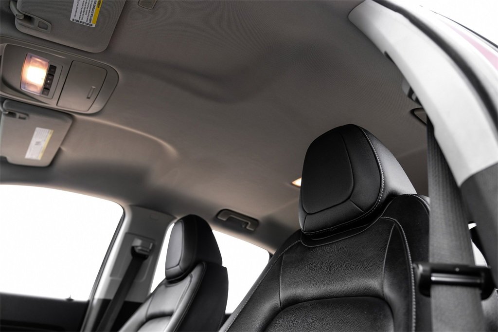 Used 2016 GMC Canyon SLT image 30