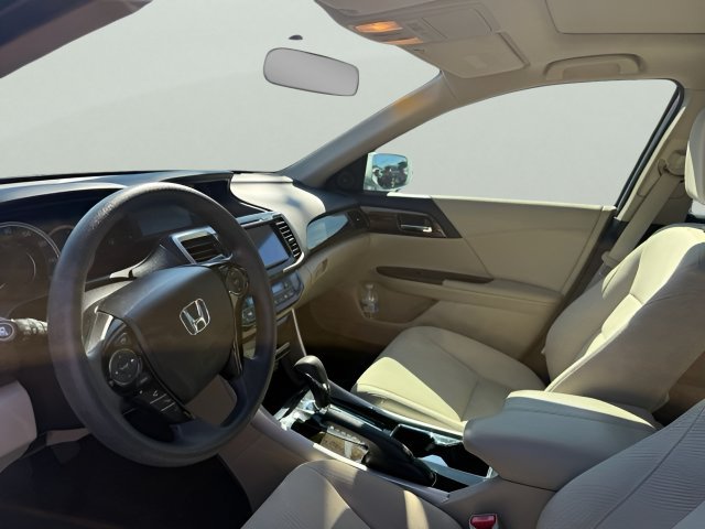 Used 2016 Honda Accord EX image 11