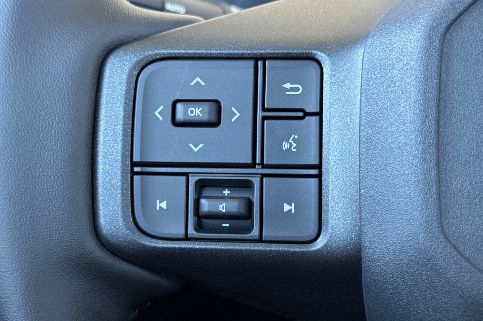 New 2026 Toyota RAV4 XSE AWD/4WD image 27