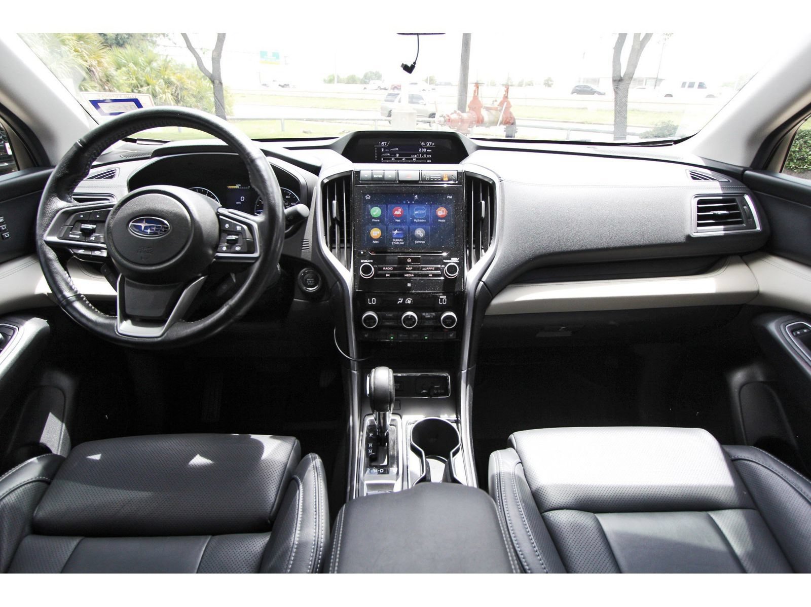 Used 2022 Subaru Ascent Limited w/ Technology Package AWD/4WD image 9