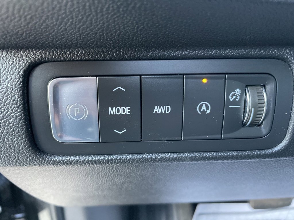 Used 2024 Chevrolet Traverse Z71 w/ Enhanced Driving Package image 5