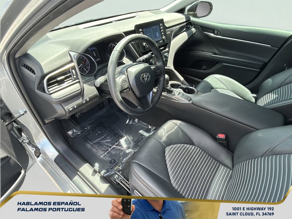 Used 2023 Toyota Camry SE FWD image 13