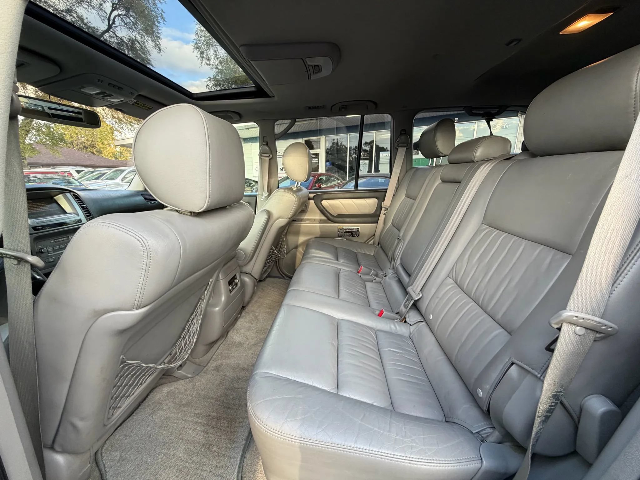 Used 2005 Toyota Land Cruiser AWD/4WD image 10